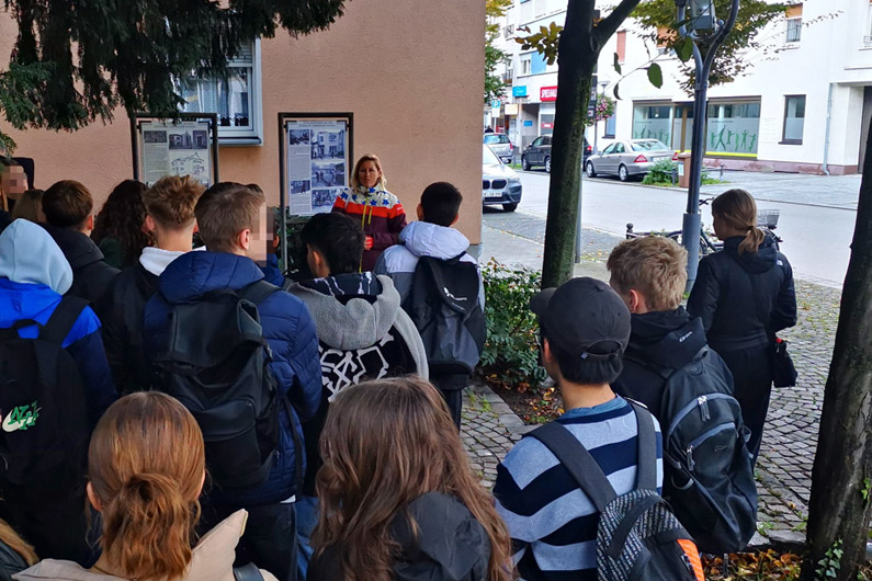 „Moritz Daniel Oppenheim macht Schule“ – Projektwoche am Franziskanergymnasium Kreuzburg